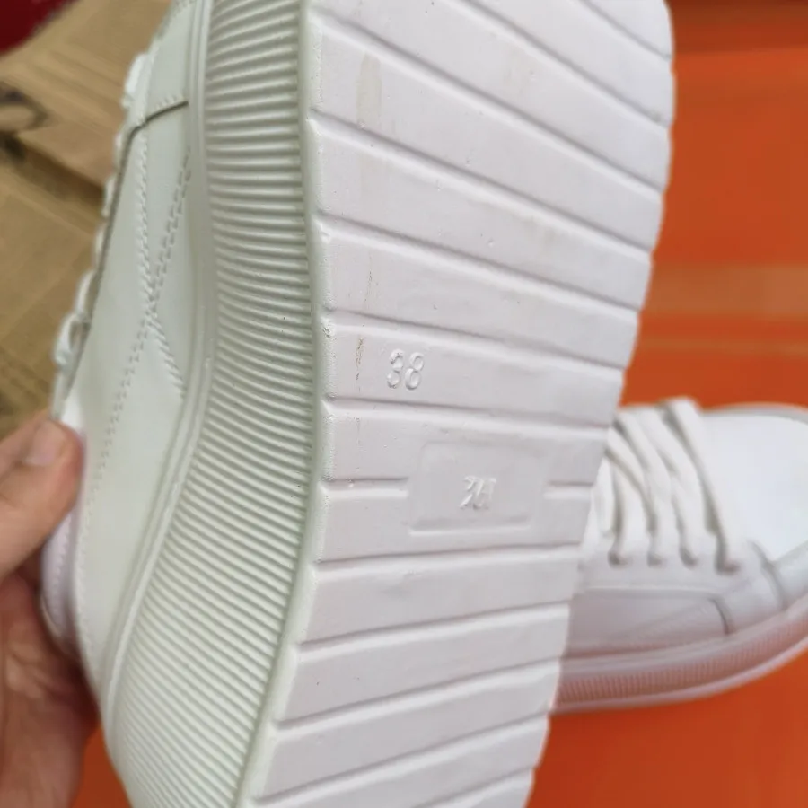 کتونی ونس لژ دار