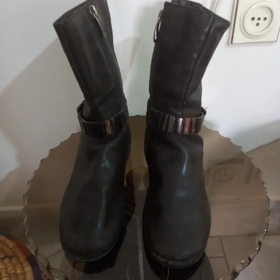 بوت دخترانه