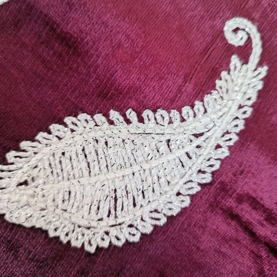 رومیزی مخمل قدیمی