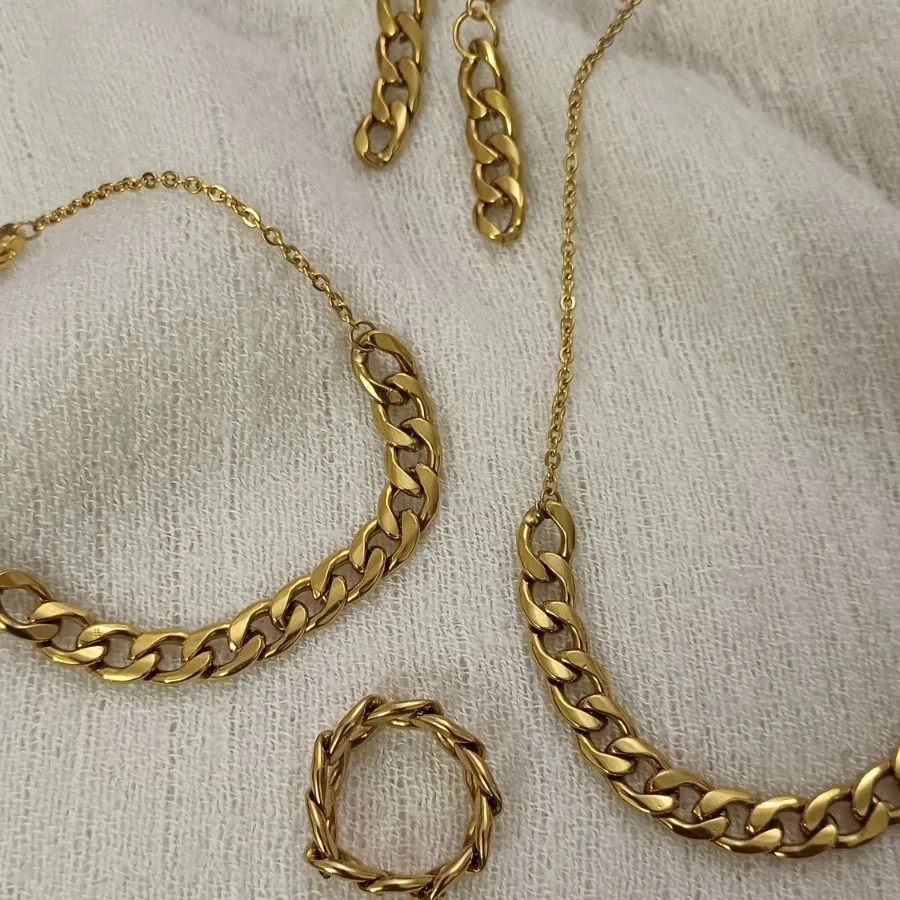 ست ترکیب زنجیر و کارتیر