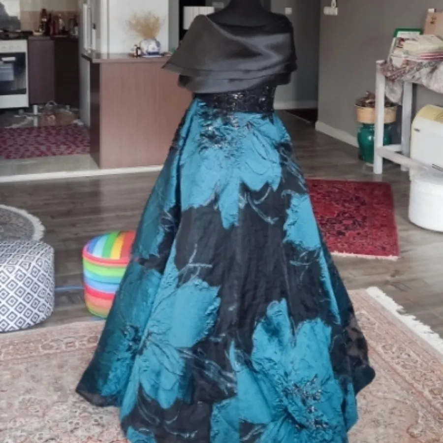 مجلسی بلند دامن سه لایه