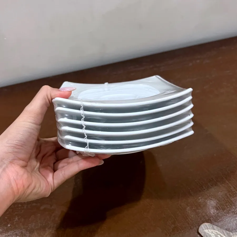 نعلبکی وارداتی