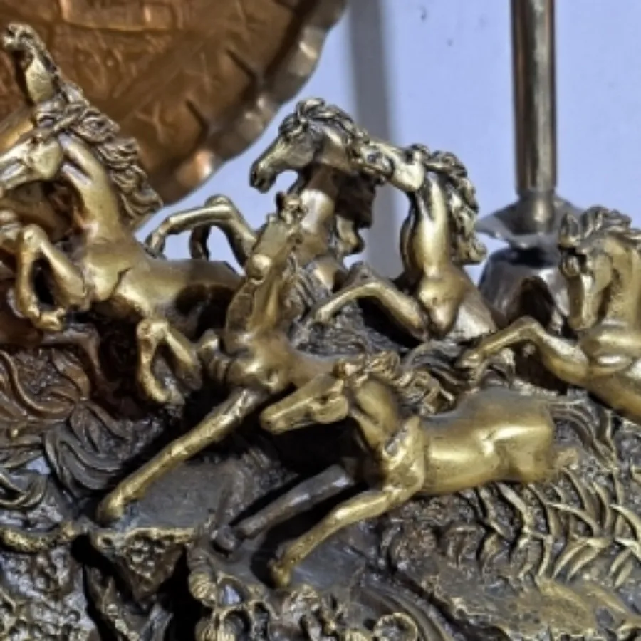 مجسمه برنزی کاروان اسب