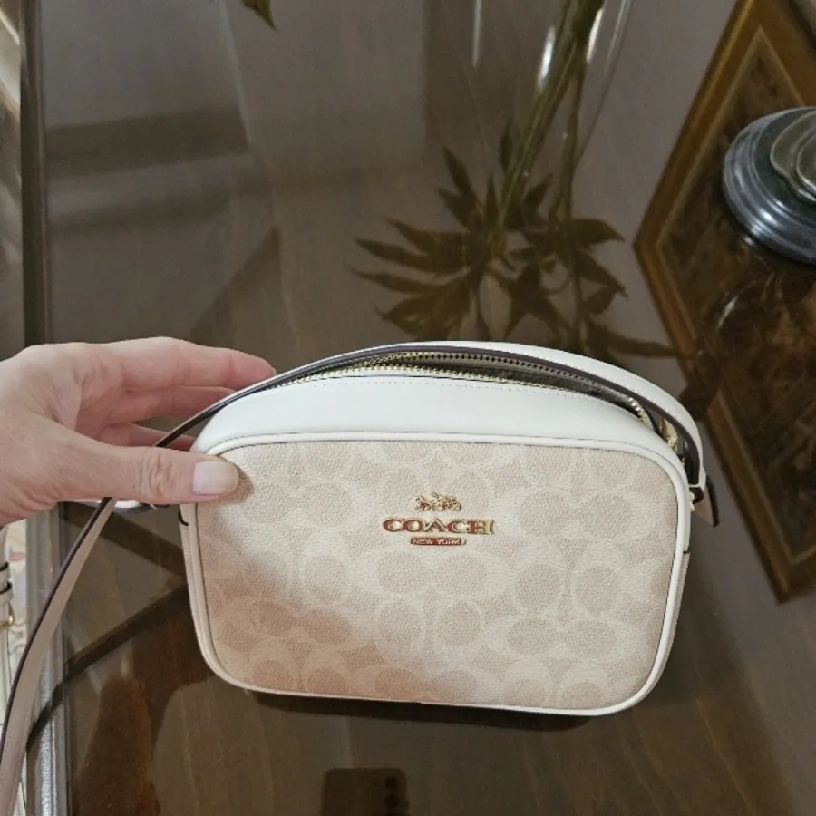 کیف Coach