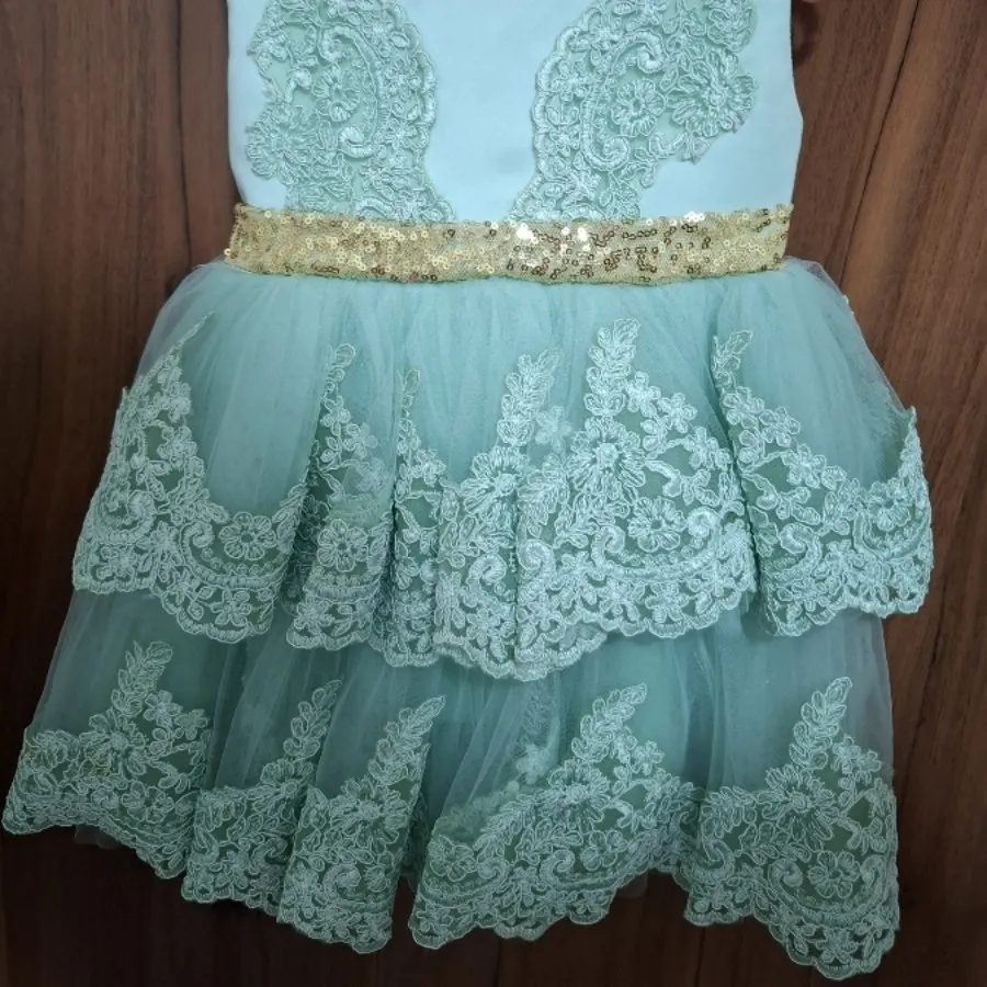 پیراهن دخترانه