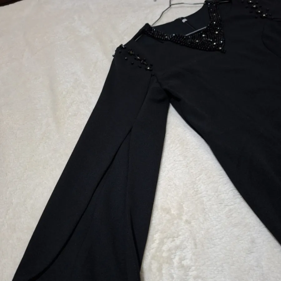 پیراهن مشکی