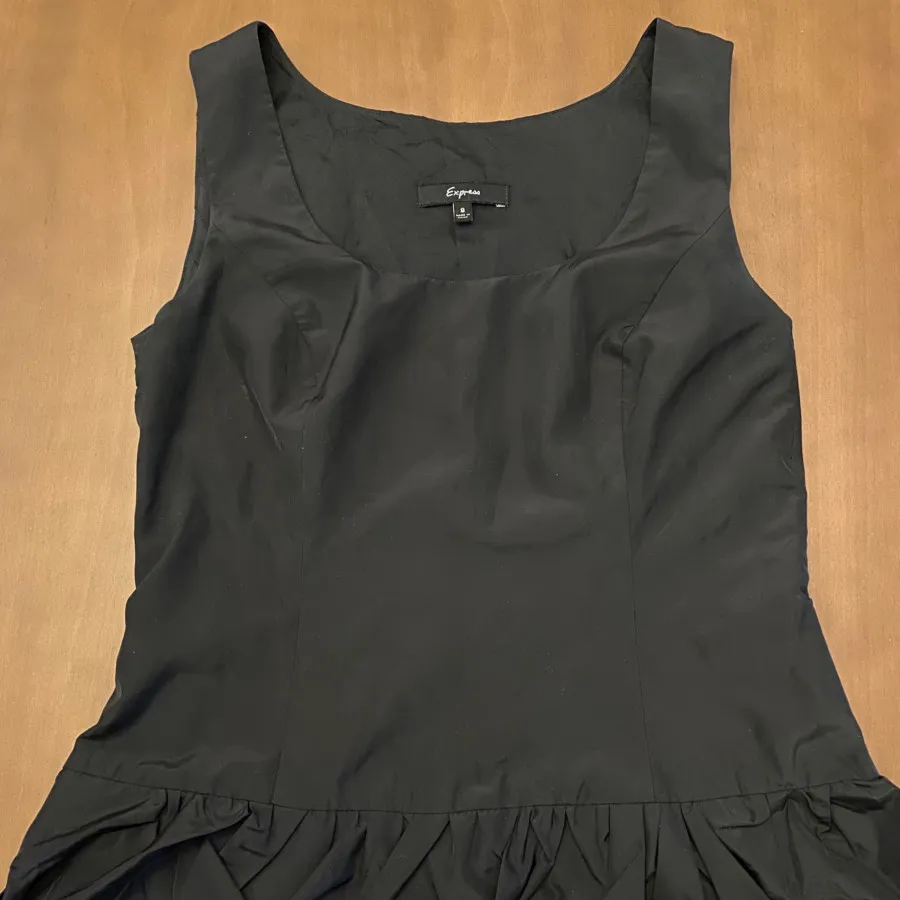 لباس مشکی پفکی