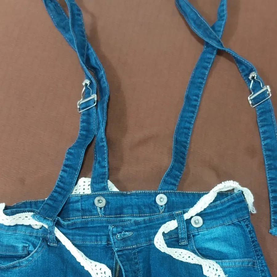 دامن لی ساسبند دار