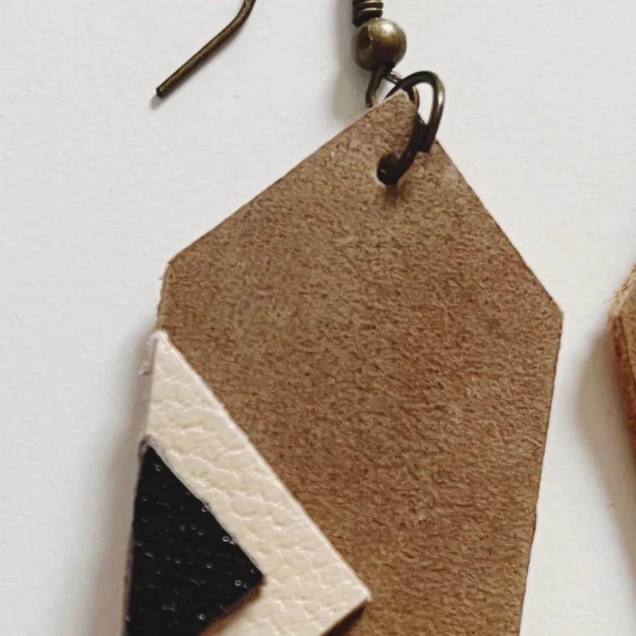 گوشواره دست ساز