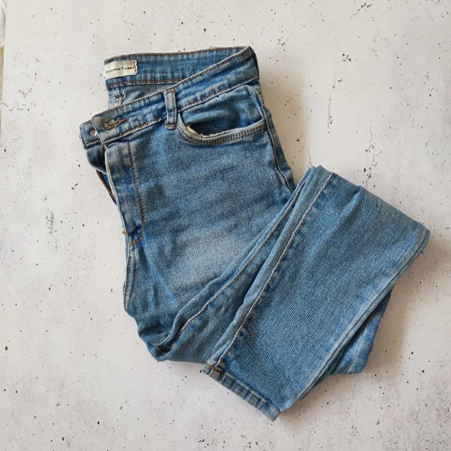 شلوار جین آبی