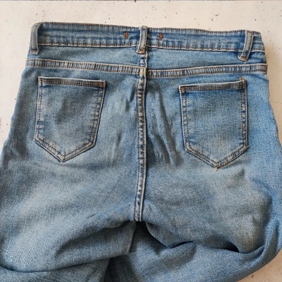 شلوار جین آبی