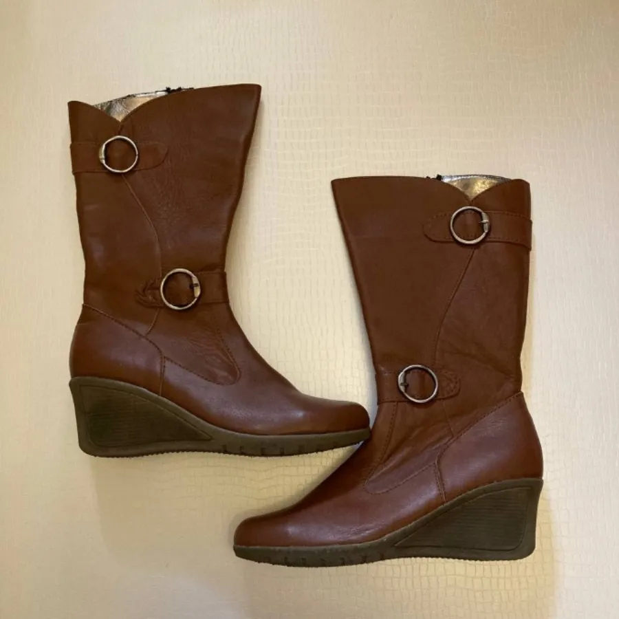 چکمه عسلی چرم مشهد