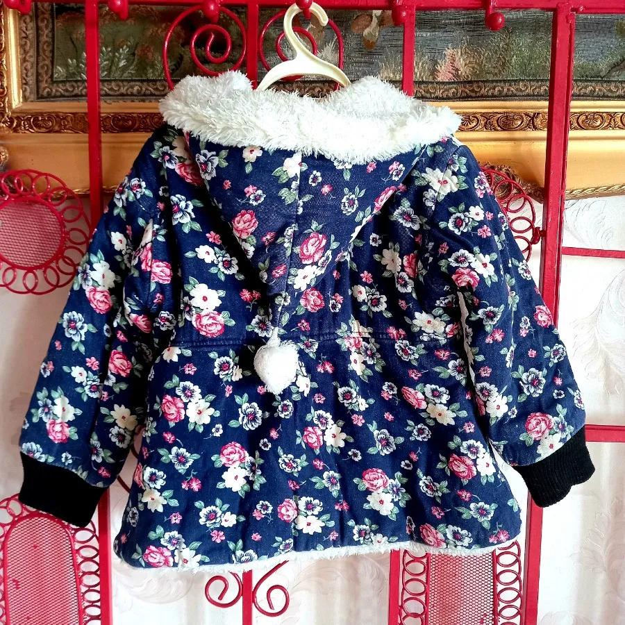 کاپشن بچگانه