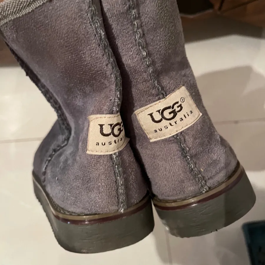 Ugg