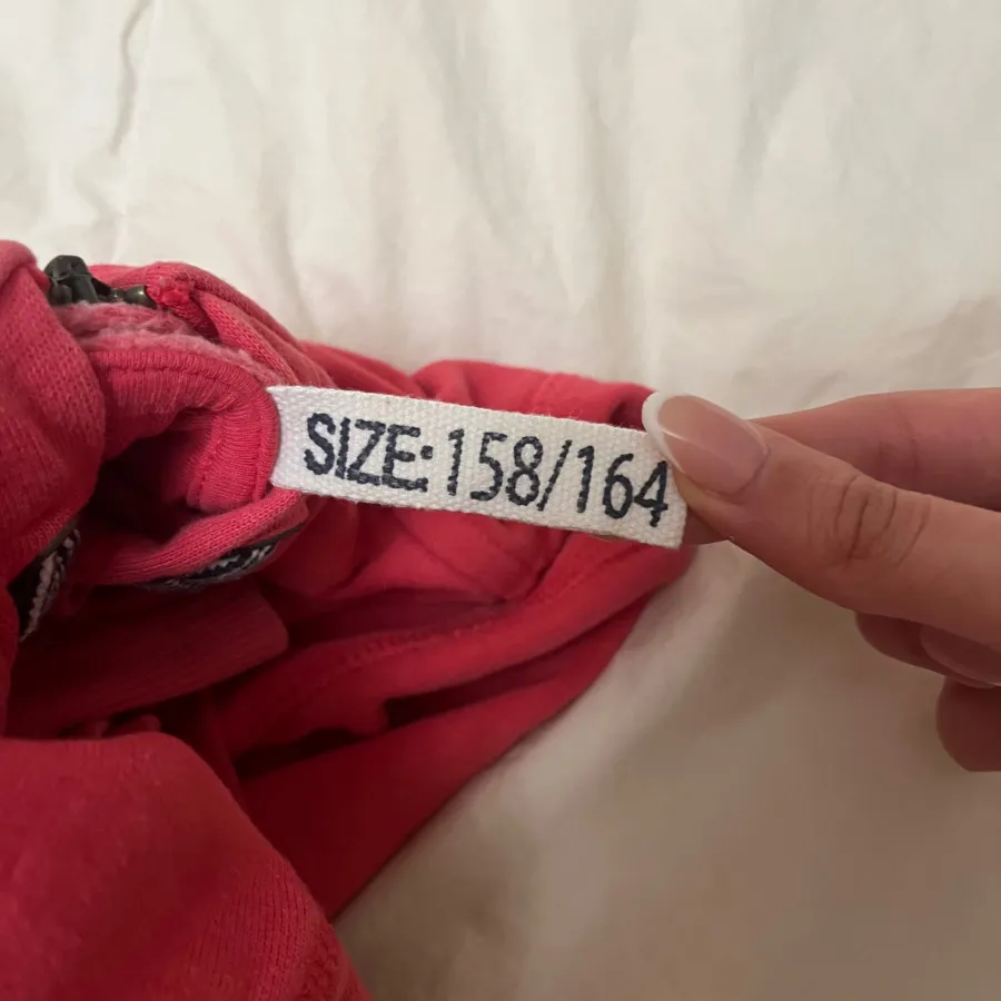 هودی صورتی HEMA