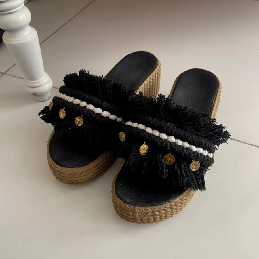 صندل لژ دار مکرومه