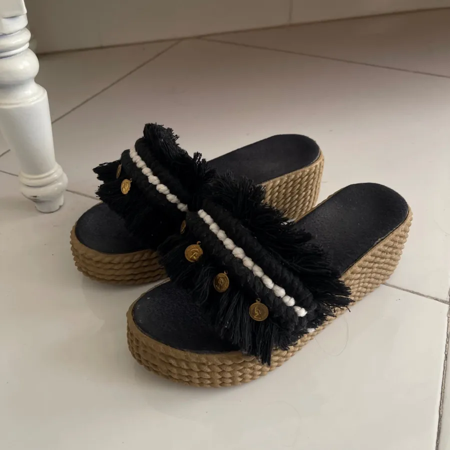 صندل لژ دار مکرومه