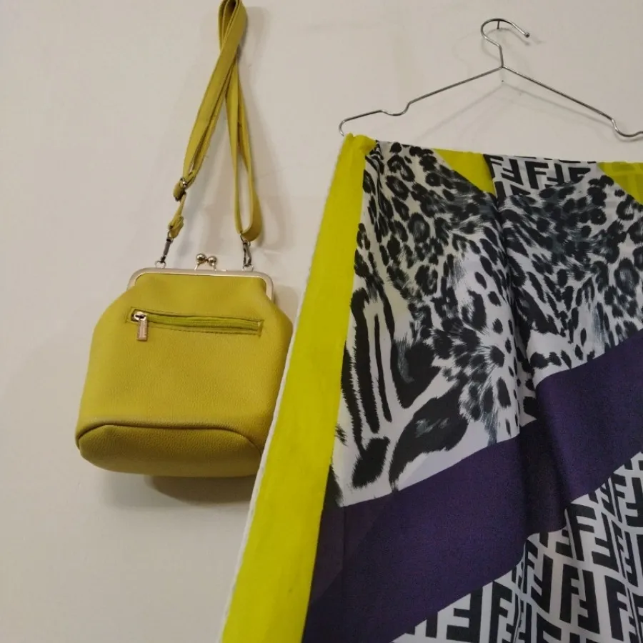 کیف و روسری