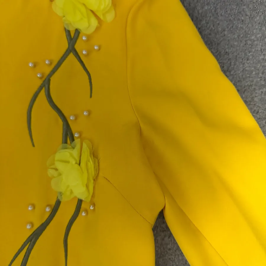 مانتوی مجلسی لیمویی