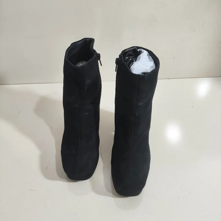 بوت وارداتی