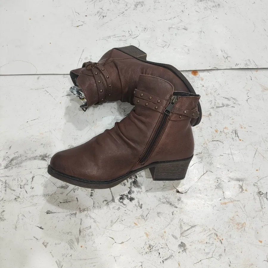 بوت وارداتی