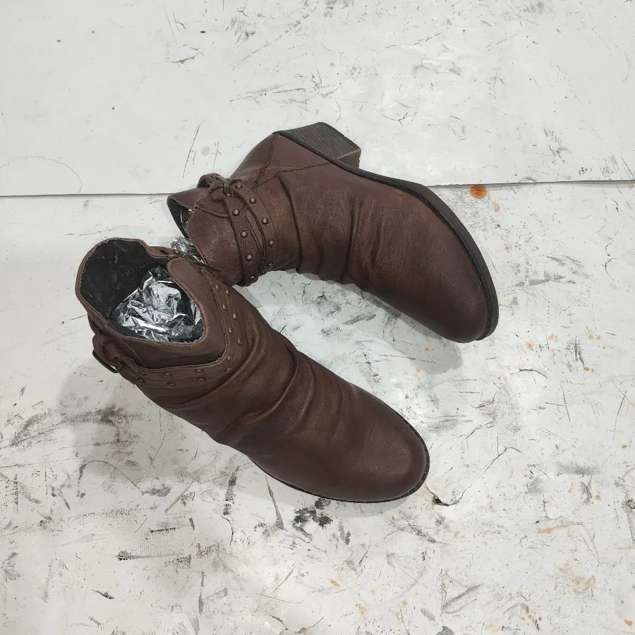 بوت وارداتی