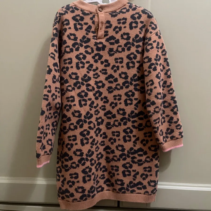 پیراهن دخترانه