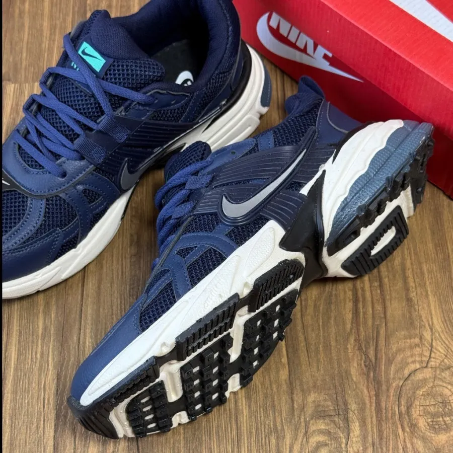 کفش کتونی نایک v2k زنانه