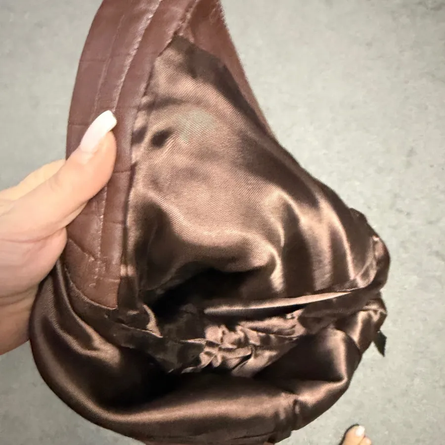 شلوار چرم اصل رنگ قهوه ای