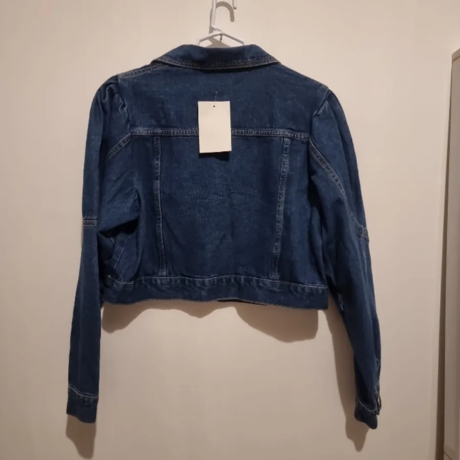 کت جین عروسکی