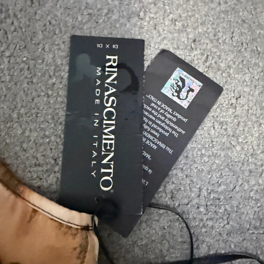 تاپ مجلسی ساتنکرم قهوه ای