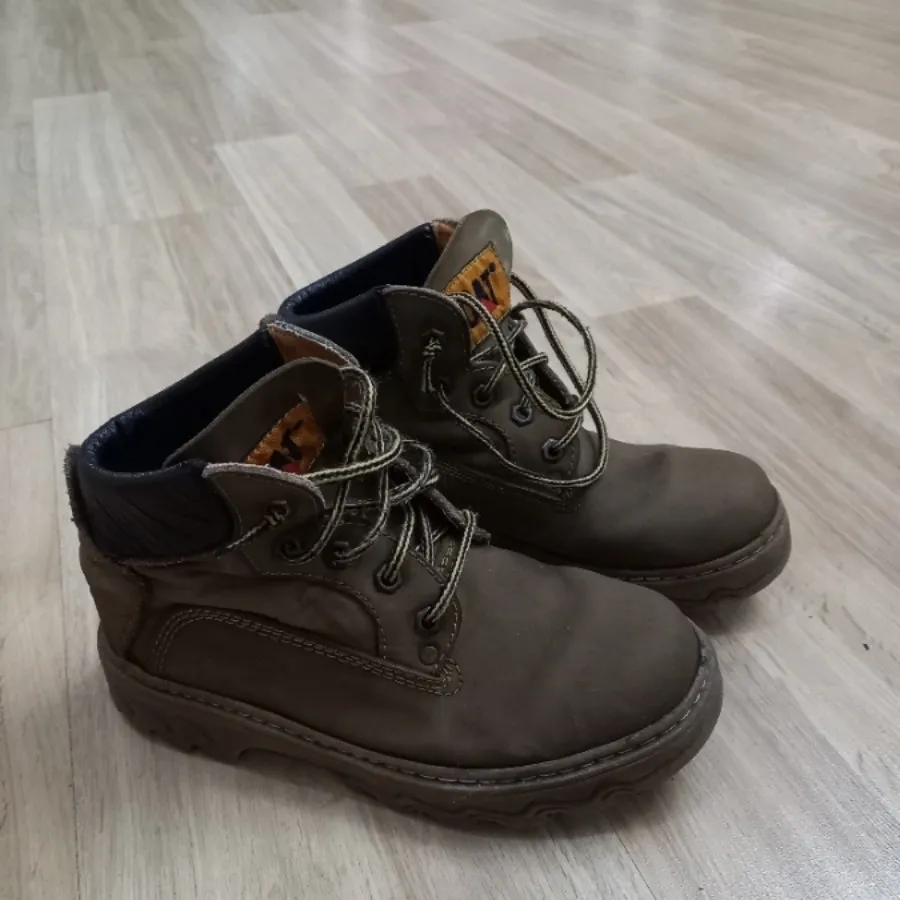 نیم بوت اصل