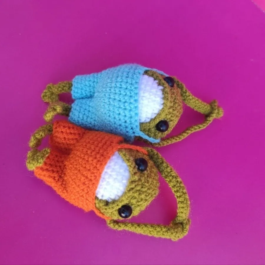 عروسک بافتنی