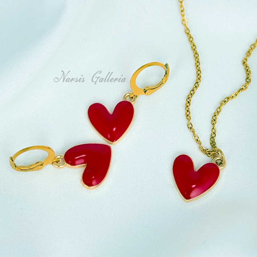 ست گردنبند و گوشواره قلب