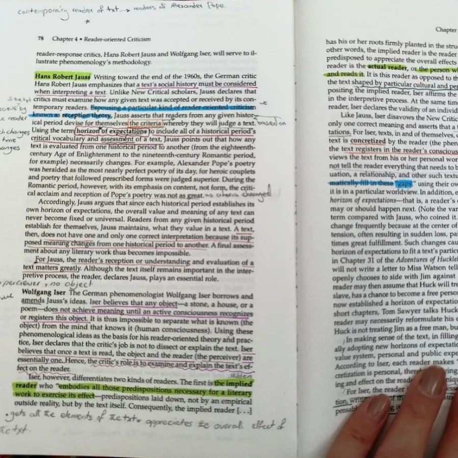 کتاب نقد ادبی زبان