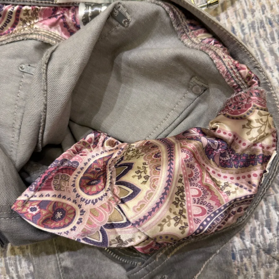 شلوار جین طوسی