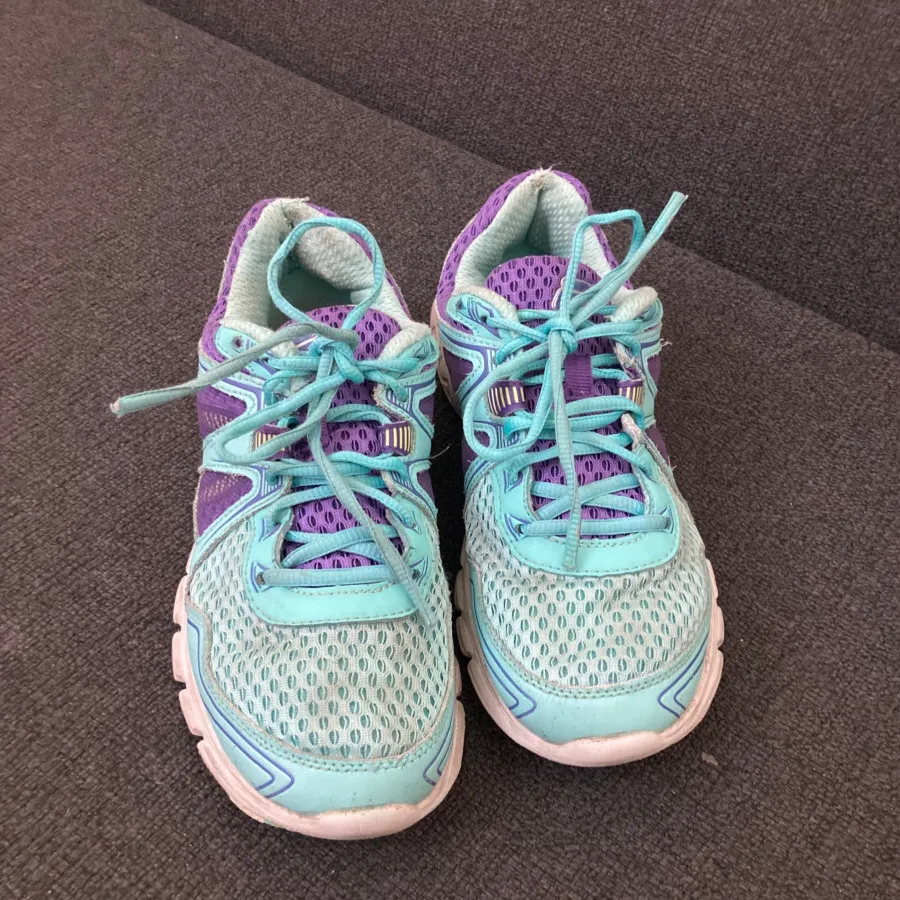 کتونی اصل فیلا