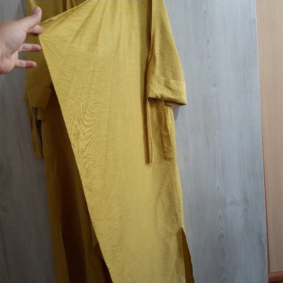 مانتو جلوباز خردلی