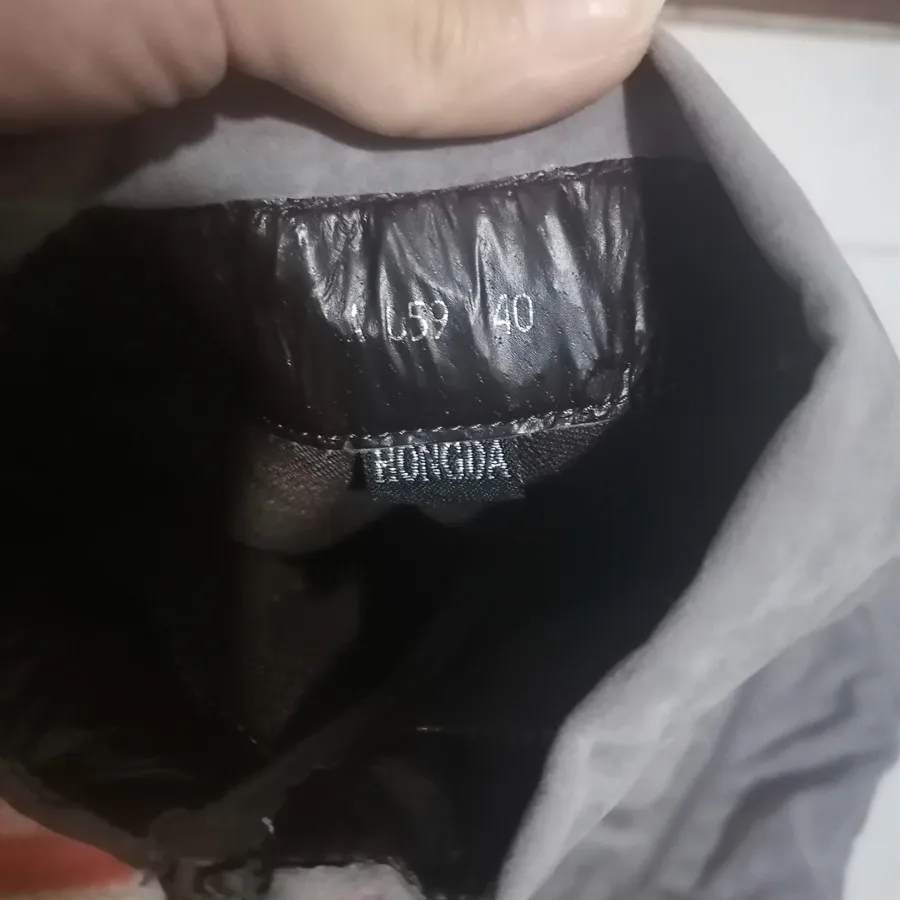 بوت وارداتی طوسی