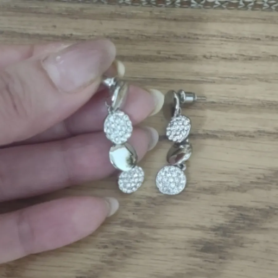 گوشواره تیتانیوم خاص