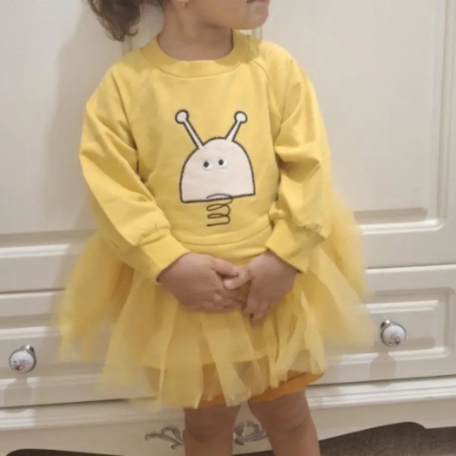 پیراهن دخترانه