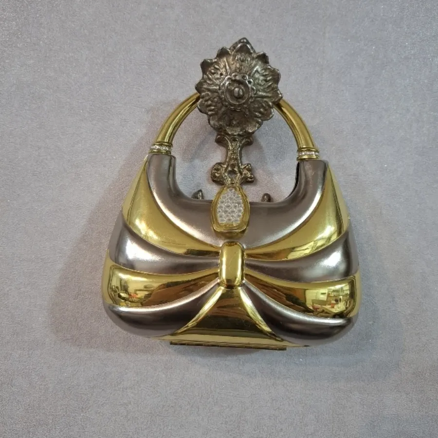 اویز برنزی قدیمی