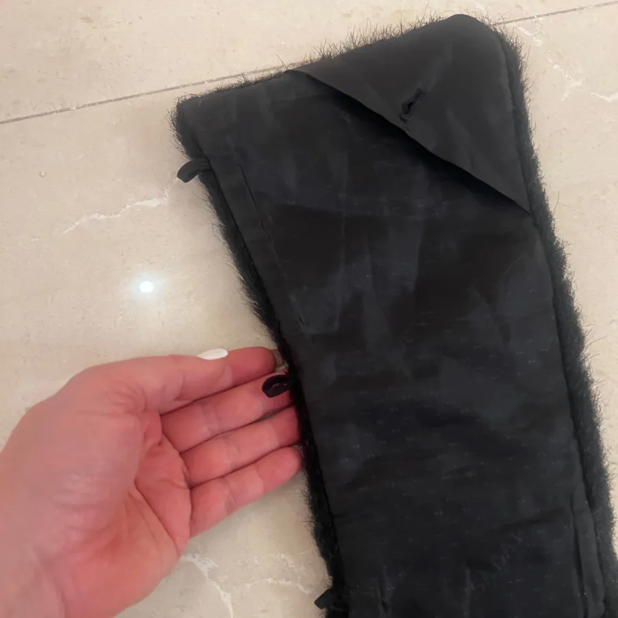 خز یقه دکمه دار