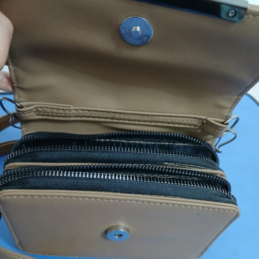 کیف قهوه ای پاسپورتی