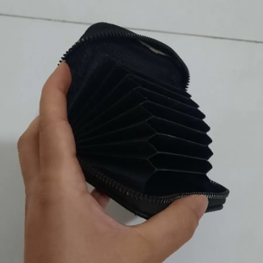 جاکارتی چرم