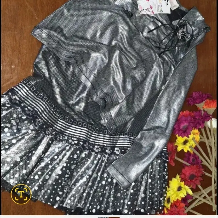 دامن و بلیز