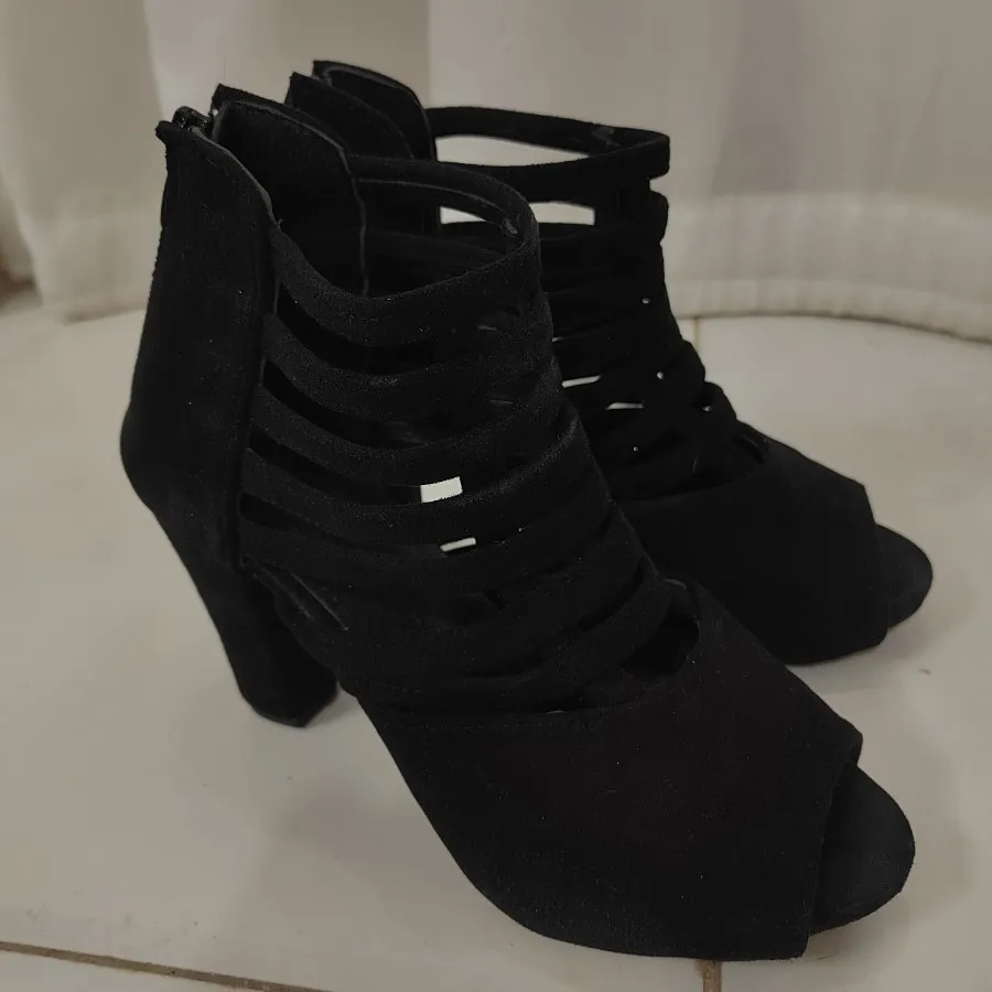 کفش مجلسی 38