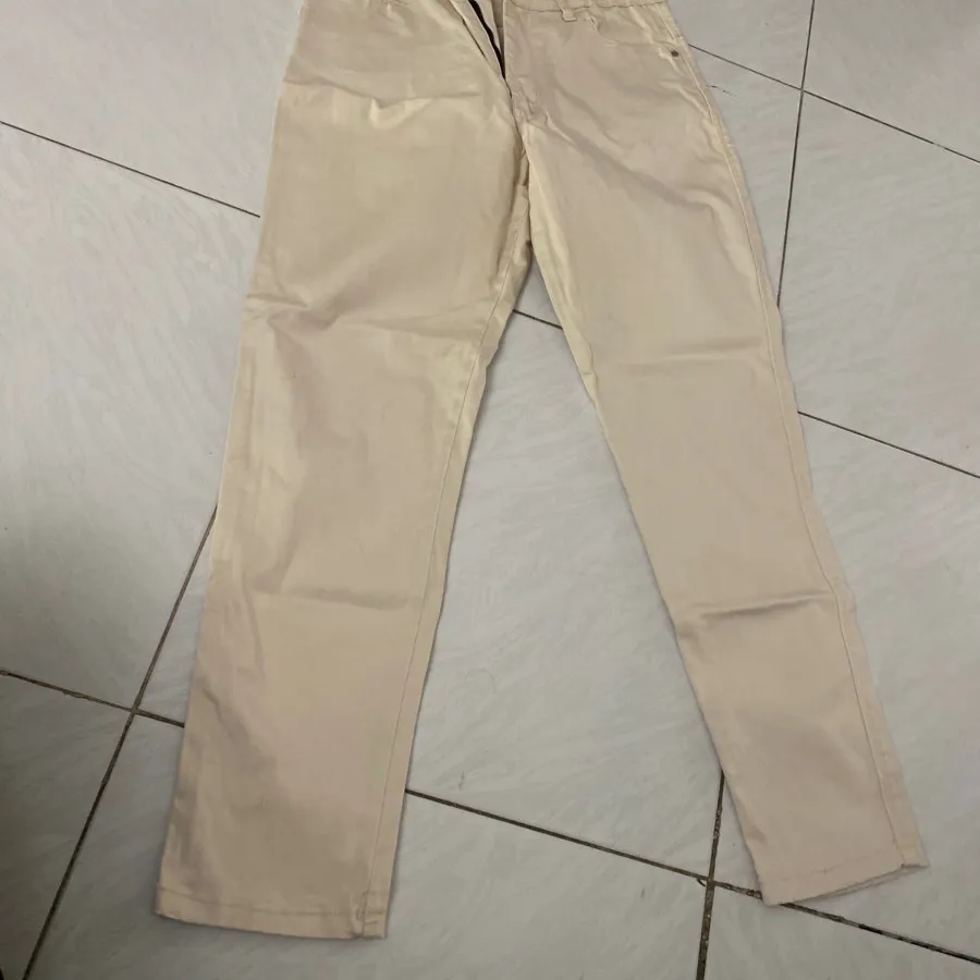 سه عدد شلوار