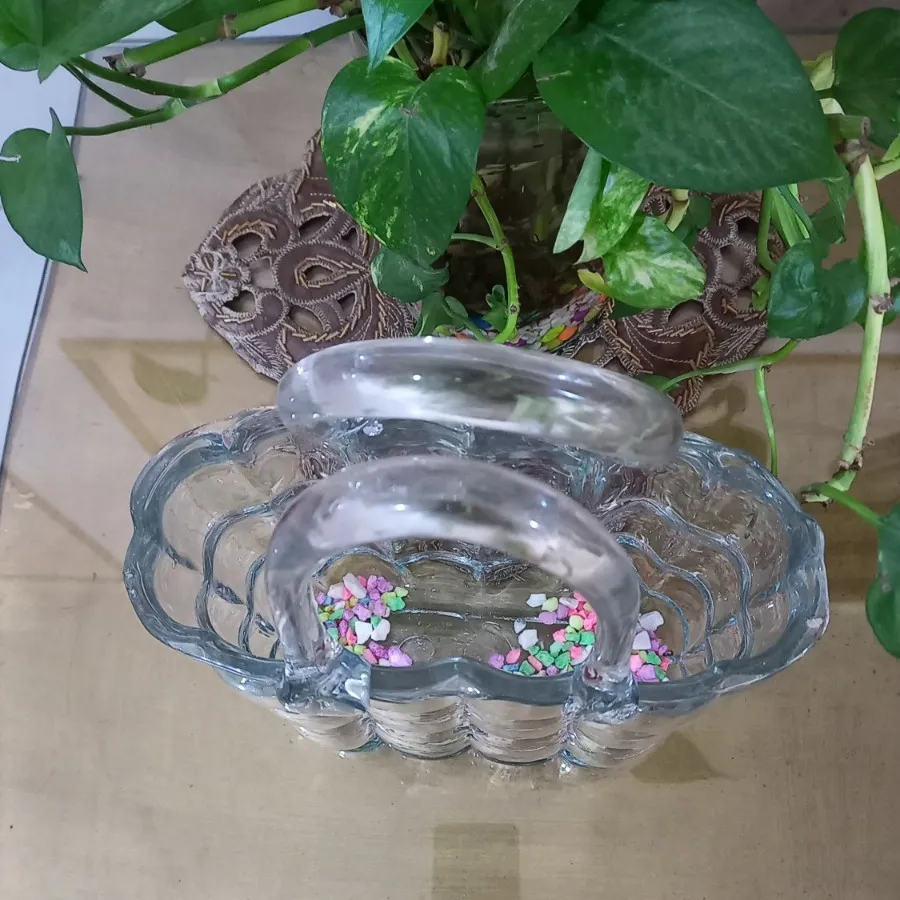 گلدان شیشه ای طرح کیف