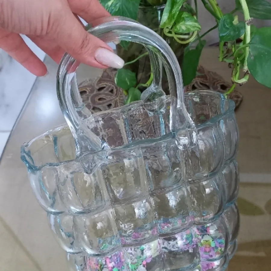 گلدان شیشه ای طرح کیف